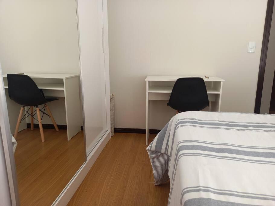 Cozy And - External Parking Available